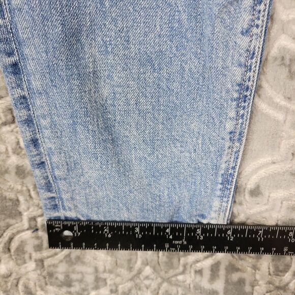 American Eagle Jeans Womens 4 Blue Mom Jean Denim Distressed Light Wash - Picture 15 of 16